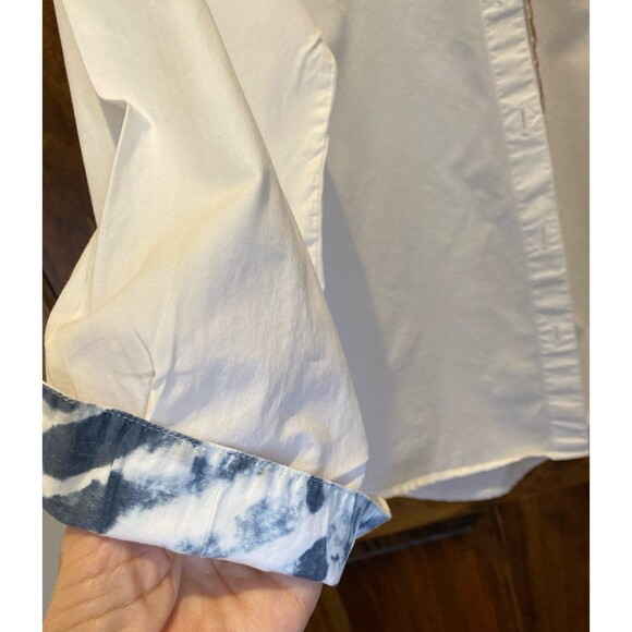 Chico’s Button Down Blouse Size 1 USA Sz Medium Cream with Animal Print Accents - Picture 3 of 12